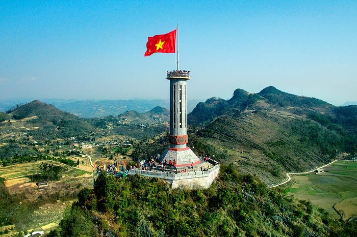 Hãy đến Hà Giang và khám phá Công viên địa chất toàn cầu Cao nguyên đá Đồng Văn!