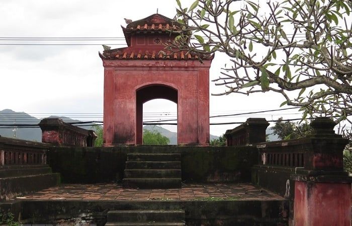 Thành cổ Diên Khánh