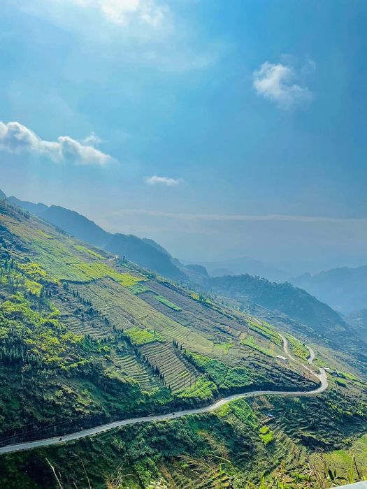 Tổng hợp chi tiết lịch trình tự túc 3 ngày 4 đêm tại Hà Giang, mang lại trải nghiệm đầy đủ và đặc sắc.