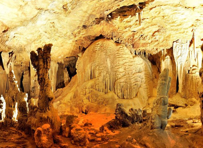 Động Én Hà Giang - Mảnh đất lành chưa chịu tác động của con người