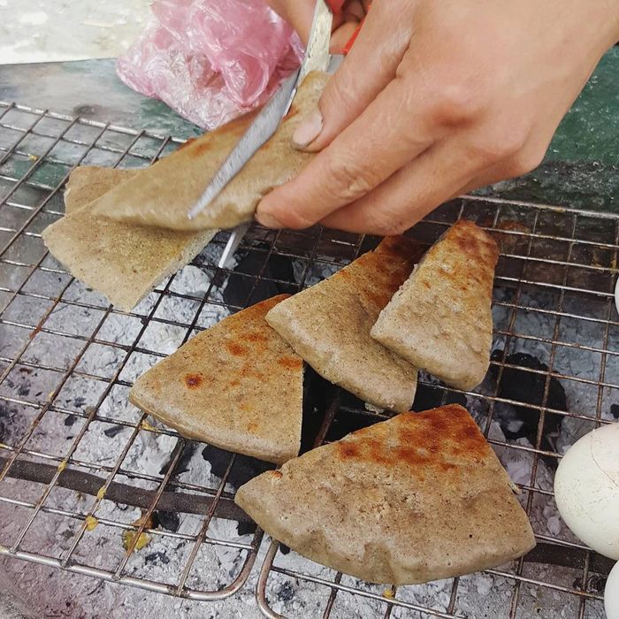 Quyến luyến với vị ngọt thanh của bánh tam giác mạch Hà Giang, phần 6.