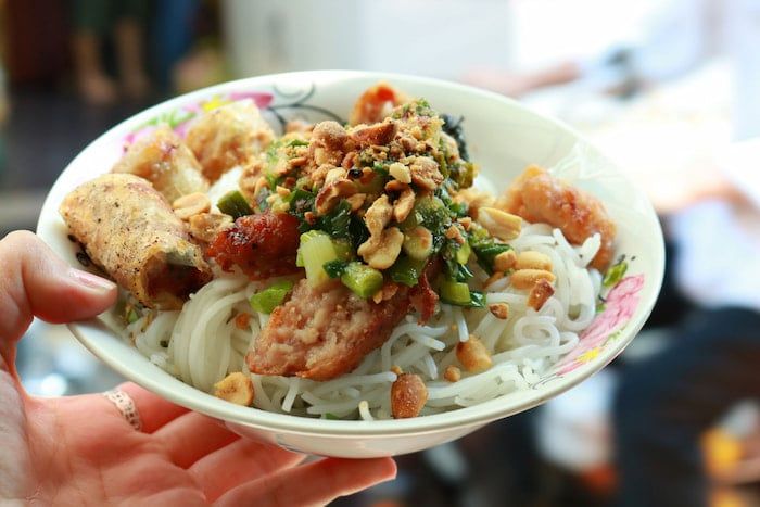 bún thịt nướng