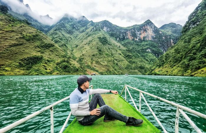 Lang thang Hà Giang - Chinh phục cao nguyên đá hùng vĩ