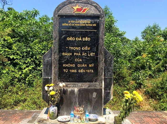 đèo Đá Đẽo