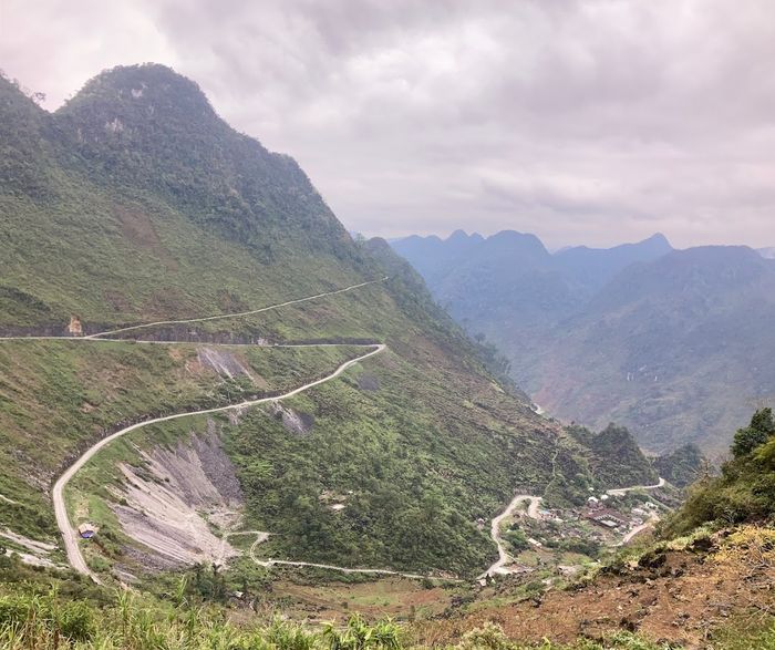 Lịch trình du lịch Hà Giang tự túc 5 ngày 4 đêm, chi tiết và lý tưởng cho những ai đam mê phượt.