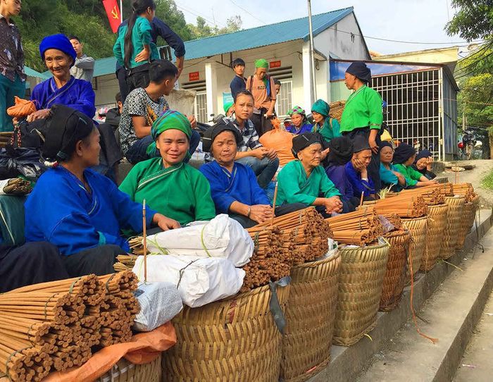 Chợ phiên Hoàng Su Phì - Vẻ đẹp văn hóa độc đáo trên cao nguyên đá