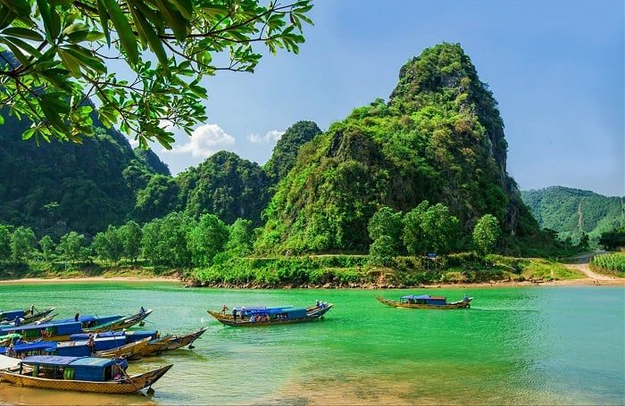 bến phà Xuân Sơn