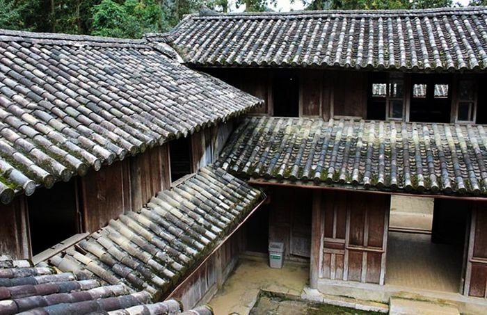 Dinh thự Vua Mèo (Dinh thự của họ Vương) - Một điểm đến bí ẩn và độc đáo