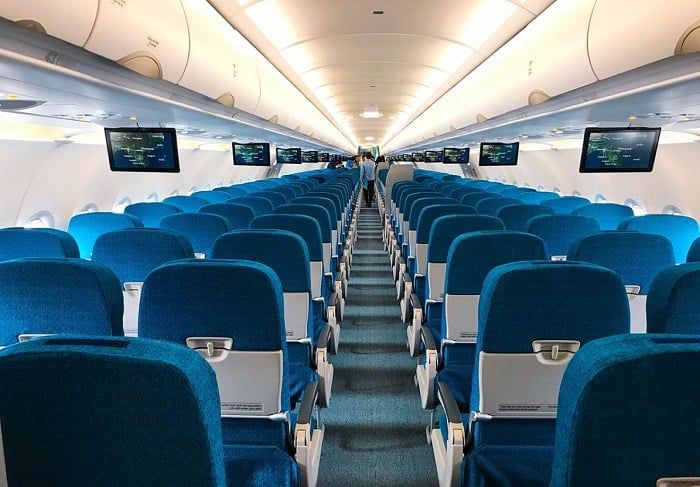 Khám phá vé máy bay hạng phổ thông