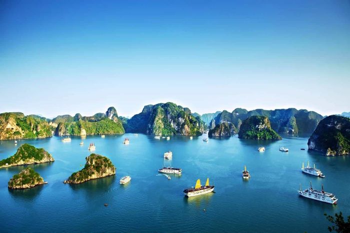 Tham quan Hạ Long trong một ngày với nhiều điểm đến hấp dẫn