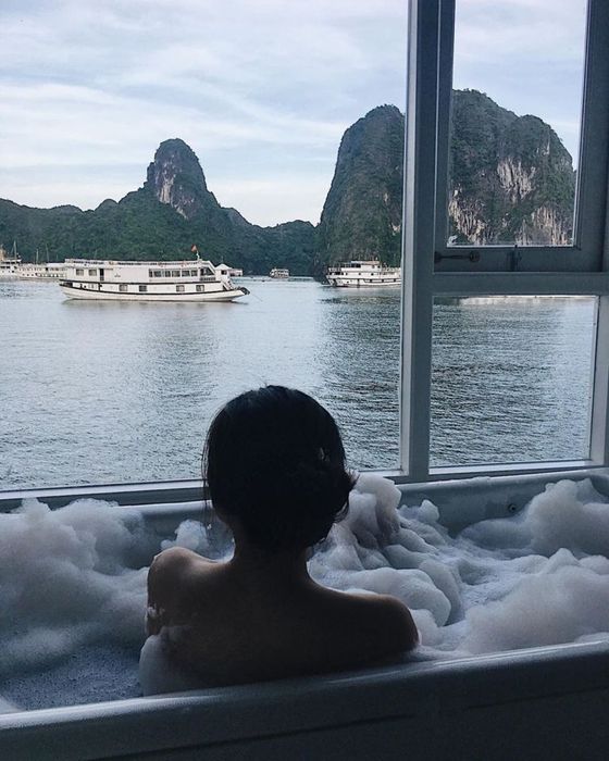 Bỏ túi ngay kinh nghiệm thuê du thuyền ở Hạ Long chi tiết thôi nào! 7