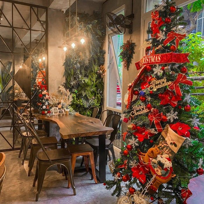 Các quán cà phê trang trí Noel đẹp ở Hà Nội