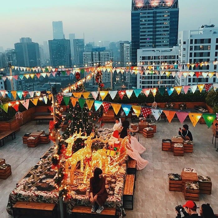 Quán cà phê trang trí Noel đẹp ở Hà Nội