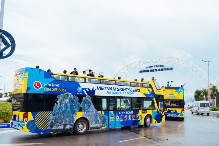 Trải nghiệm thú vị khi đi tour bằng xe buýt ở Hạ Long