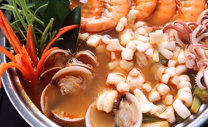 Khám phá ẩm thực Hạ Long một cách tiết kiệm nhất lần thứ 7