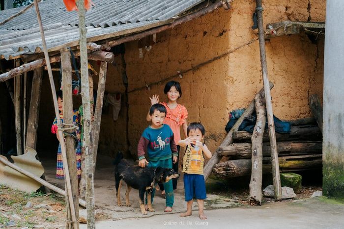 Khoái-chia tay Hà Giang, khám phá vẻ đẹp của tự nhiên và nếp sống con người 11