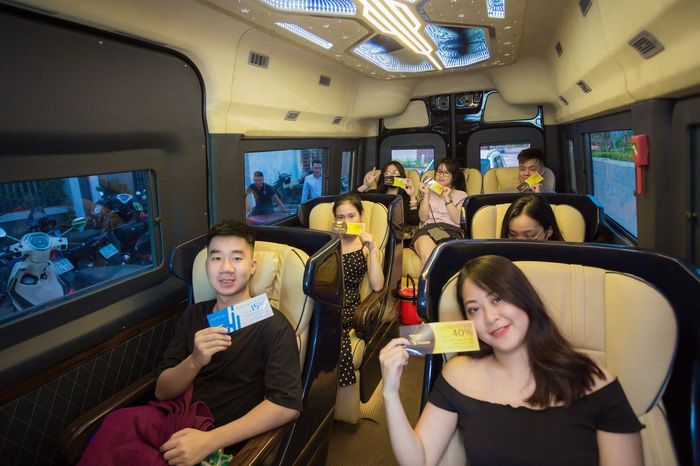 Bạn đã tìm hiểu về các phương tiện di chuyển từ Nội Bài đến Hạ Long dễ dàng chưa? 6