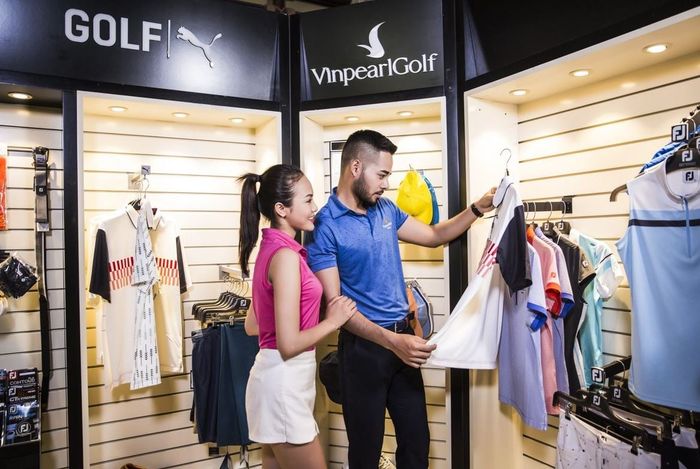 trang phục chơi golf