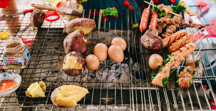 Khoái-chia tay Hà Giang, khám phá vẻ đẹp của tự nhiên và nếp sống con người 9