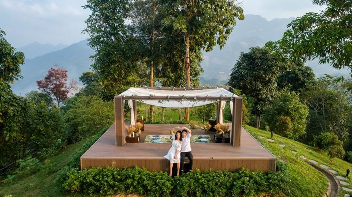 Nhận xét về resort 5 sao tại Hà Giang cùng với ca sĩ Quang Vinh và Yến Trang 5.