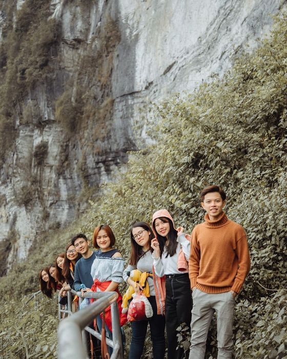 Đánh giá về vách đá thần ở Hà Giang - Hành trình trekking đầy thách thức của tuổi trẻ 10