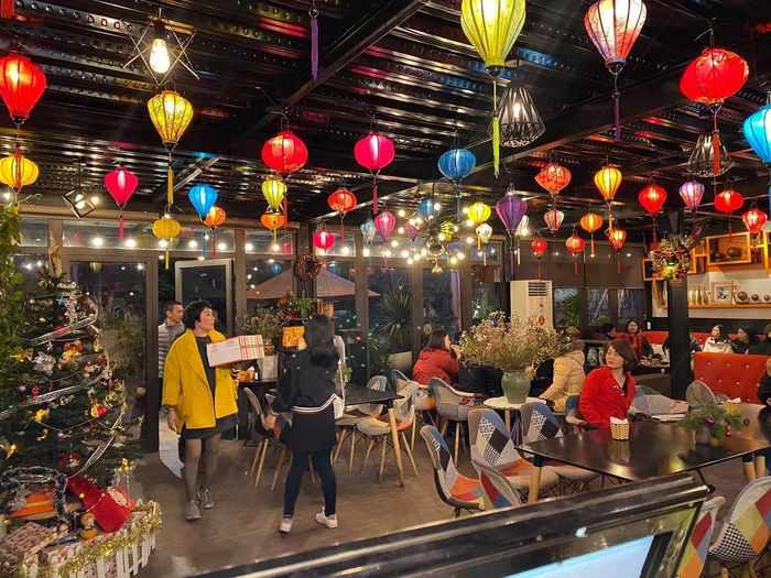 Danh sách 8 quán cà phê Hạ Long đẹp mà các tín đồ sống ảo không nên bỏ qua 6