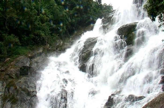 Thác Thí - Hà Giang - Dải vải trắng lượn lờ giữa rừng núi 3