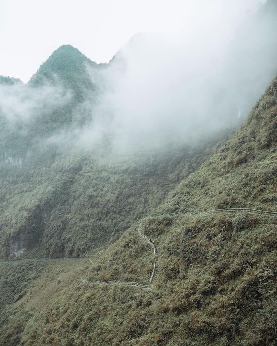 Đánh giá về vách đá thần ở Hà Giang - Hành trình trekking đầy thách thức của tuổi trẻ 8