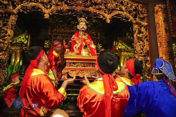 Nếu bạn cần kinh nghiệm tham gia lễ hội Hạ Long, hãy đến với Mytour.vn 12
