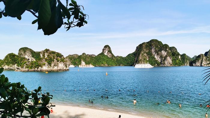 Nếu có một ngày ở Hạ Long, bạn sẽ làm gì? 14
