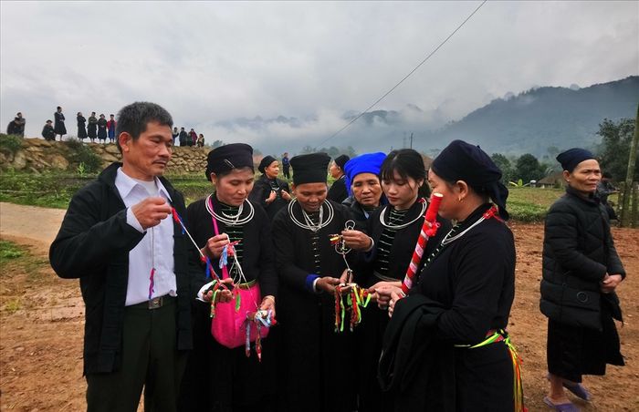 Lễ hội Lồng Tồng của người Tày ở Hà Giang - Sự kiện xuống đồng đặc sắc