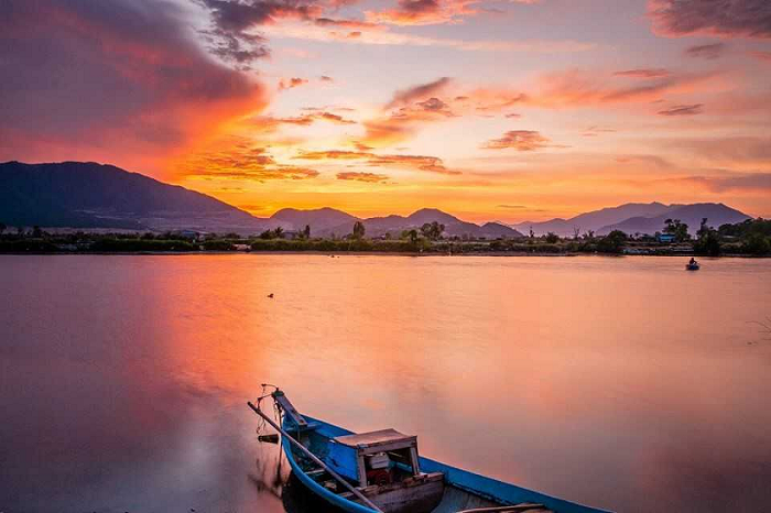 Các địa điểm ngắm hoàng hôn tại Nha Trang