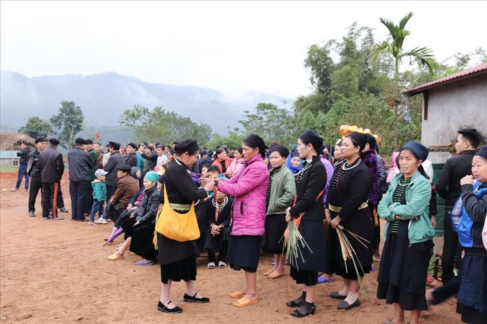 Lễ hội Lồng Tồng của dân tộc Tày ở Hà Giang - Sự kiện xuống đồng đặc sắc