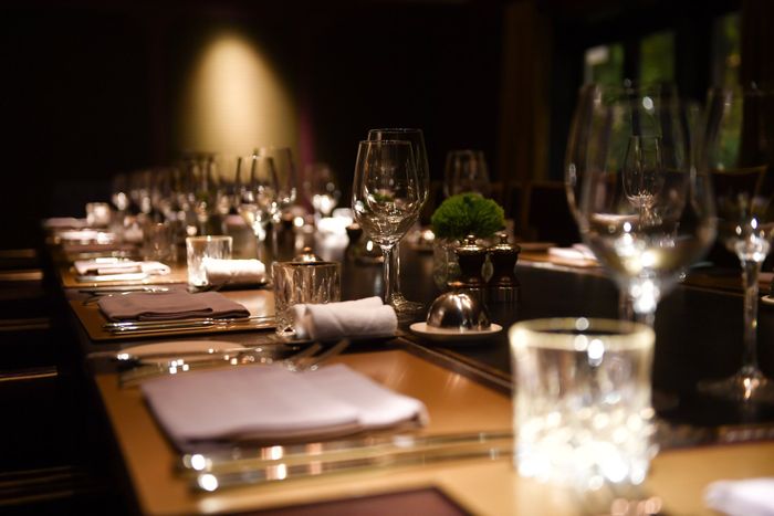 Thưởng thức không gian sang trọng và lịch lãm tại Angelina Restaurant & Lounge khi vi vu Hà Nội lần thứ 4