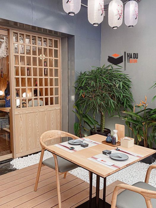 Khám phá ngay thực đơn đa dạng với hơn 200 món ngon tại Hadu Sushi 15