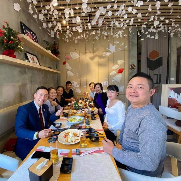 Khám phá ngay thực đơn đa dạng với hơn 200 món ngon tại Hadu Sushi 22