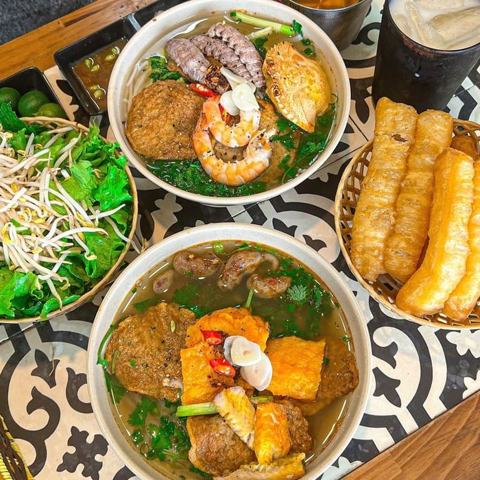 Danh sách những quán bún lòng ngon nhất ở Hà Nội