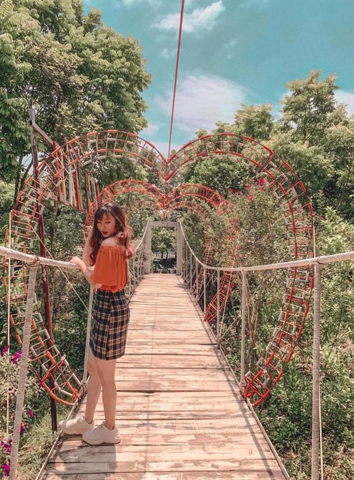 Thưởng thức những trải nghiệm thú vị tại khu du lịch sinh thái Bản Rõm 14