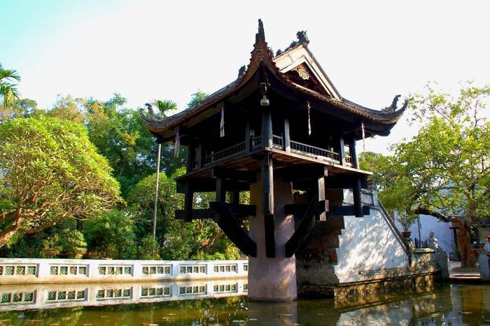 Chùa Một Cột - Ngôi chùa có kiến trúc độc đáo nhất Châu Á 3