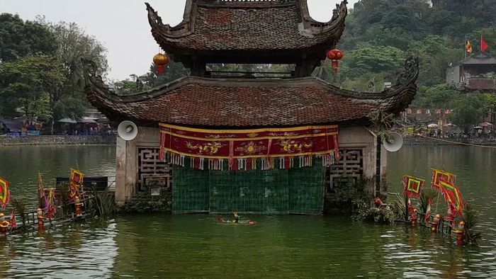 Khám phá Chùa Thầy - Di tích kiến trúc nghệ thuật độc đáo giữa trung tâm thủ đô