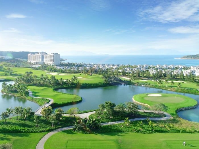 tháng 2 là thời điểm lý tưởng để thăm thú Nha Trang