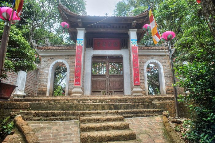 Khám phá vẻ độc đáo của kiến trúc tại chùa Tây Phương Hà Nội 2