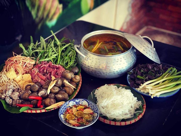 Trải nghiệm thời ông bà trong quán cơm kiểu bao cấp ở Hà Nội số 10