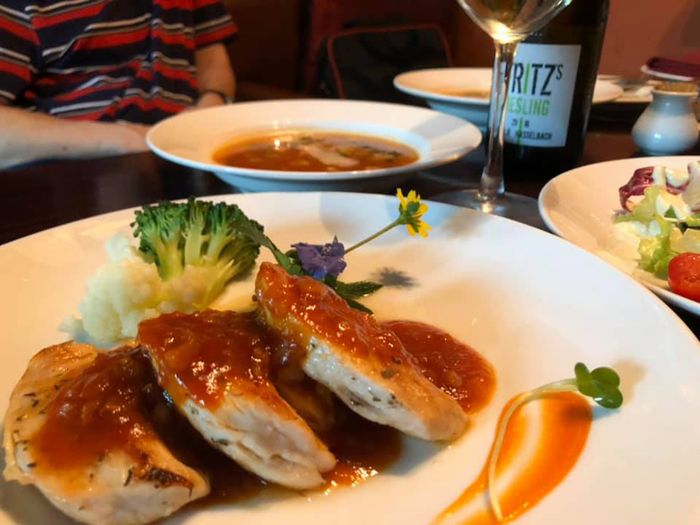 Paula's Wines - Nơi lý tưởng cho rượu vang và xì gà cao cấp 11
