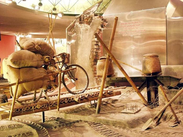 Viện bảo tàng Hồ Chí Minh ở Hà Nội: Nơi bảo tồn di sản cuộc đời Bác 10