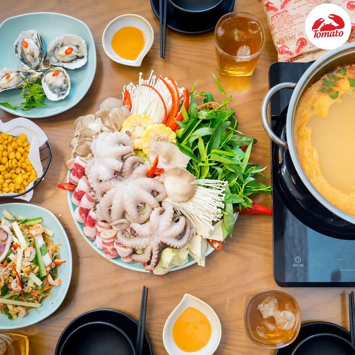 Nhà hàng Hải sản Tomato - Địa điểm hấp dẫn cho những ai muốn bổ sung vitamin hải sản tại Hà Nội.