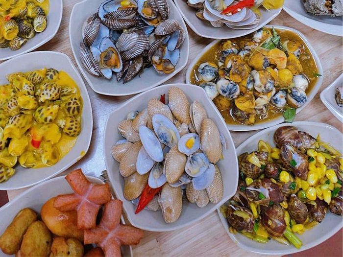 Top 8 địa điểm buffet ốc Hà Nội siêu phẩm nhất định phải thử 8