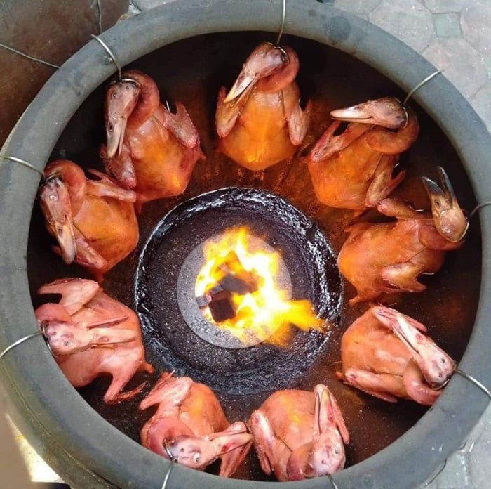 Điều chỉnh độ nhiệt qua lỗ thông hơi hoặc cửa gió, không mở cửa lò nướng một cách đột ngột