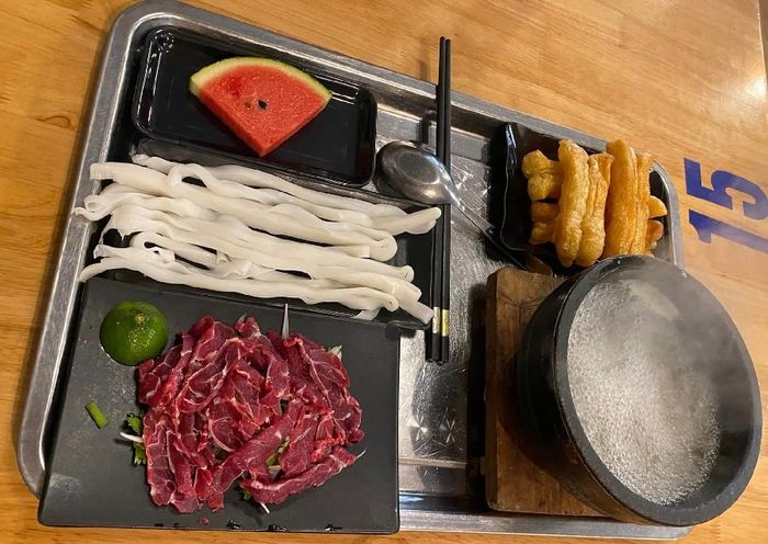 Phở bát đá Hà Nội