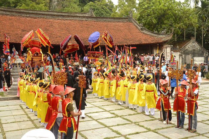 Khám phá Chùa Thầy - Di tích kiến trúc nghệ thuật độc đáo giữa lòng thủ đô 8